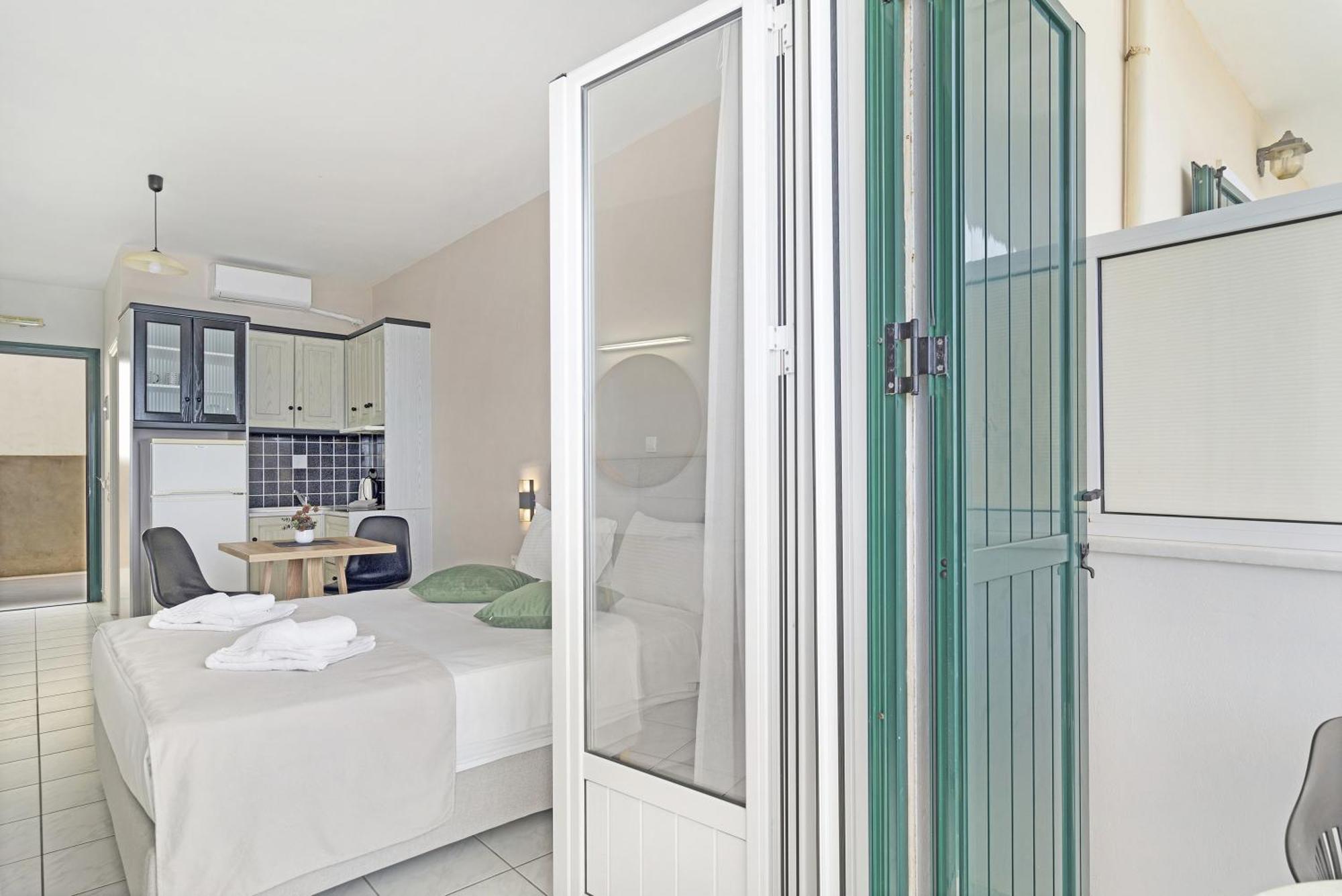 Sunset Premium Studio C Ayios Nikitas Ngoại thất bức ảnh