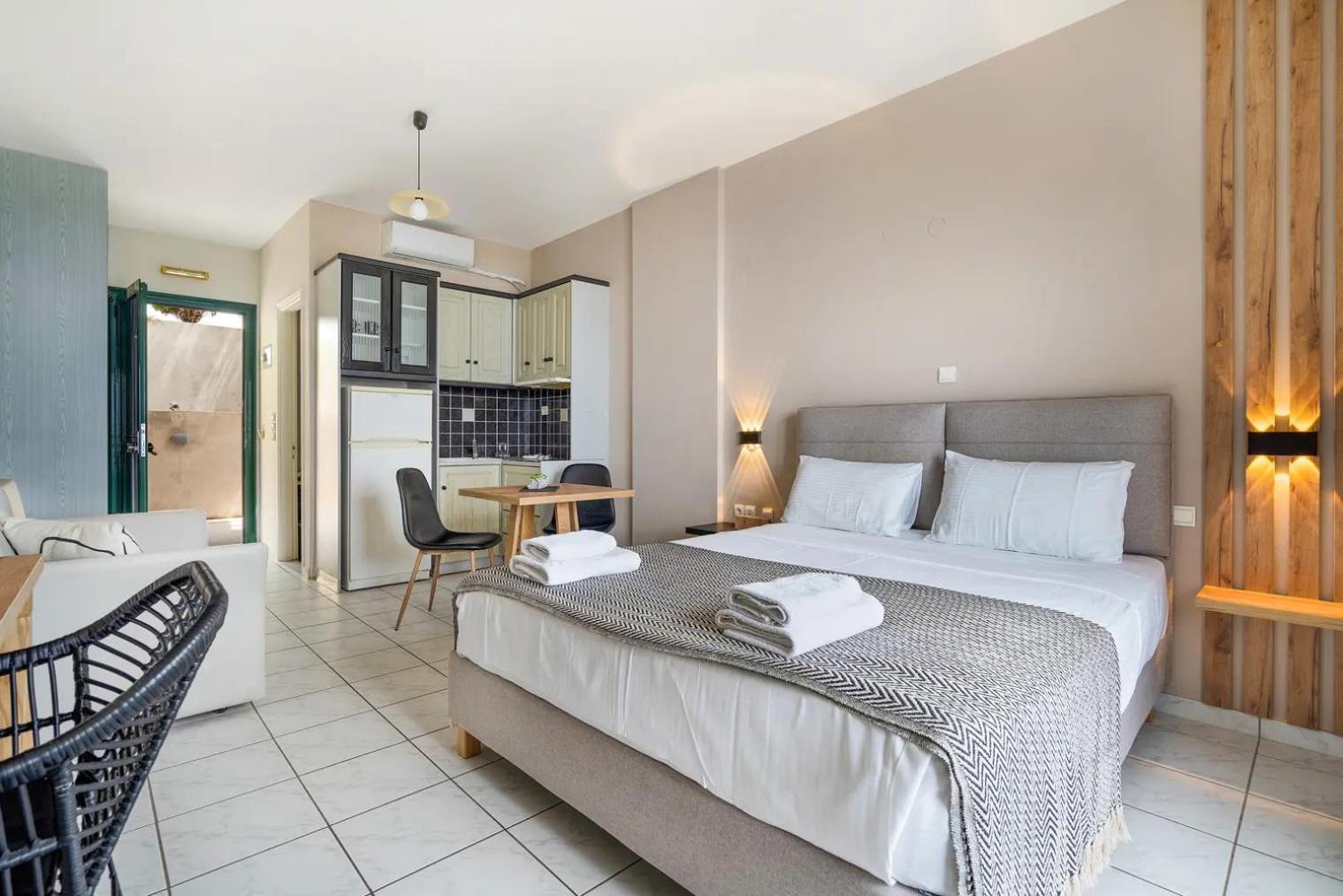 Sunset Premium Studio C Ayios Nikitas Ngoại thất bức ảnh