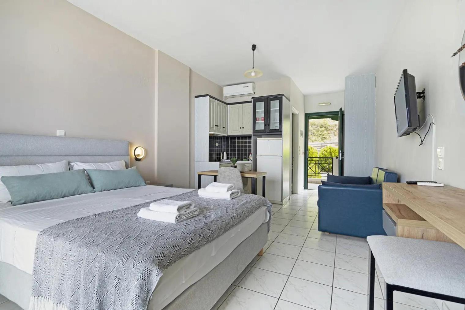 Sunset Premium Studio C Ayios Nikitas Ngoại thất bức ảnh